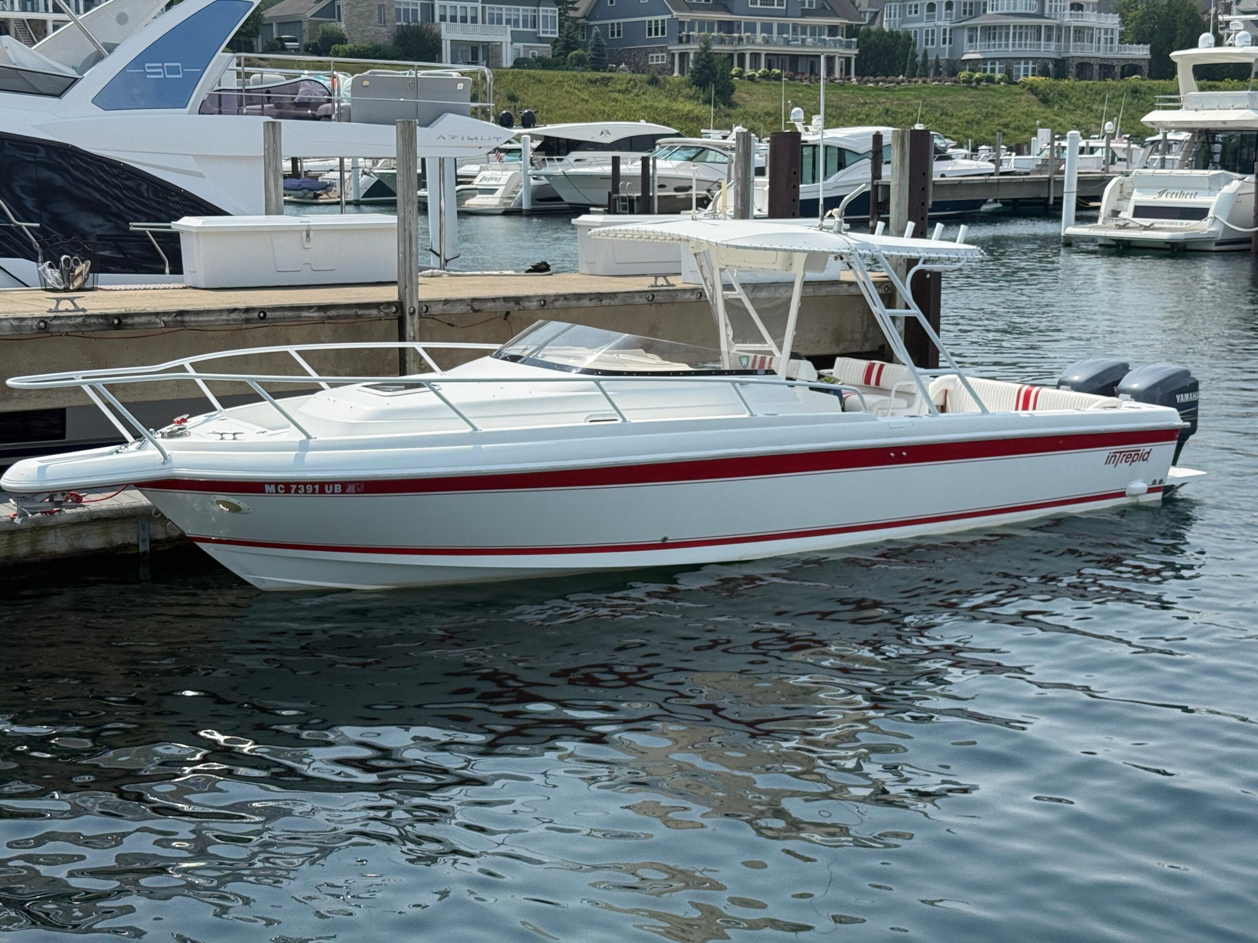 2000 Intrepid 322 - Walstrom Marine